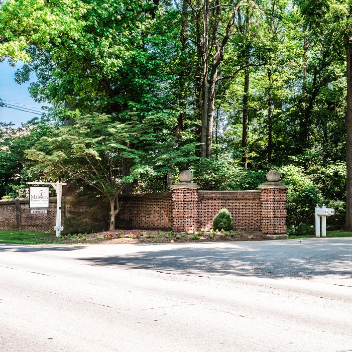 malvern retreat house entryway